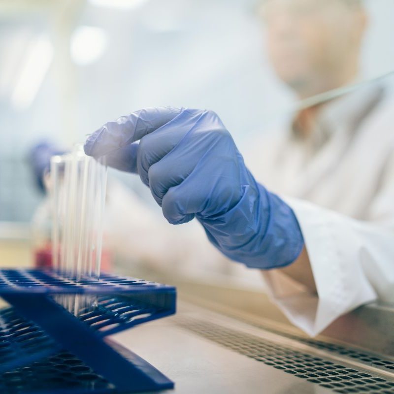 laboratorios-investigacion-ageloc laboratorio científico simboliza la investigación sobre el envejecimiento y la epigenética